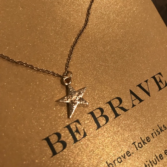 Be Brave ★ Layered Necklace - Picture 4 of 7